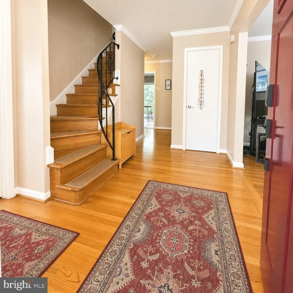 4912 Bexley Ln - Photo 3 of 31