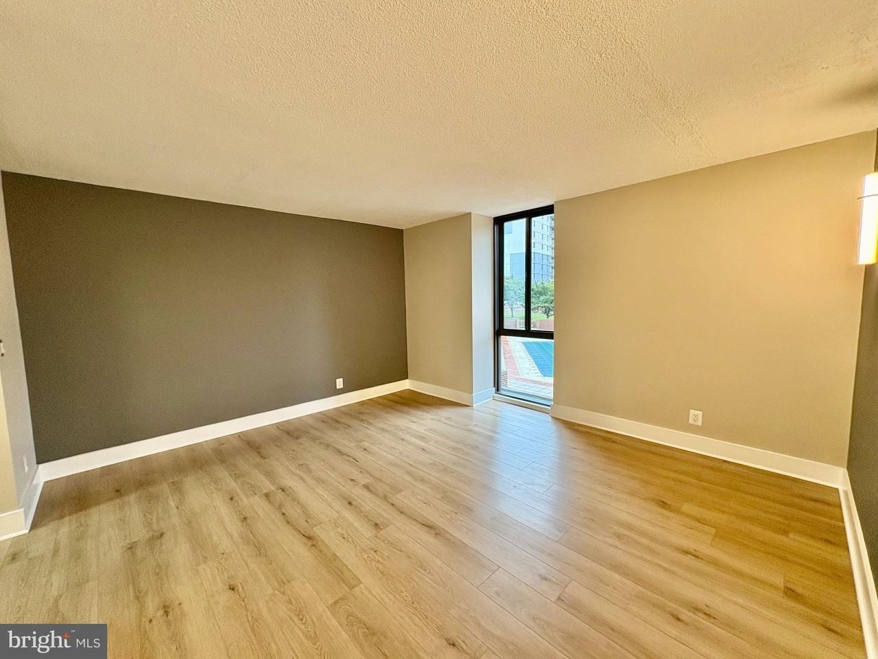 6800 Fleetwood Rd #208 - Photo 6 of 45