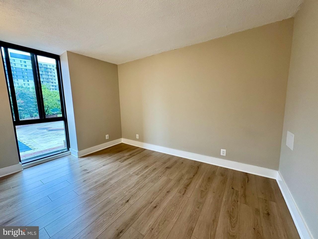 6800 Fleetwood Rd #208 - Photo 7 of 45