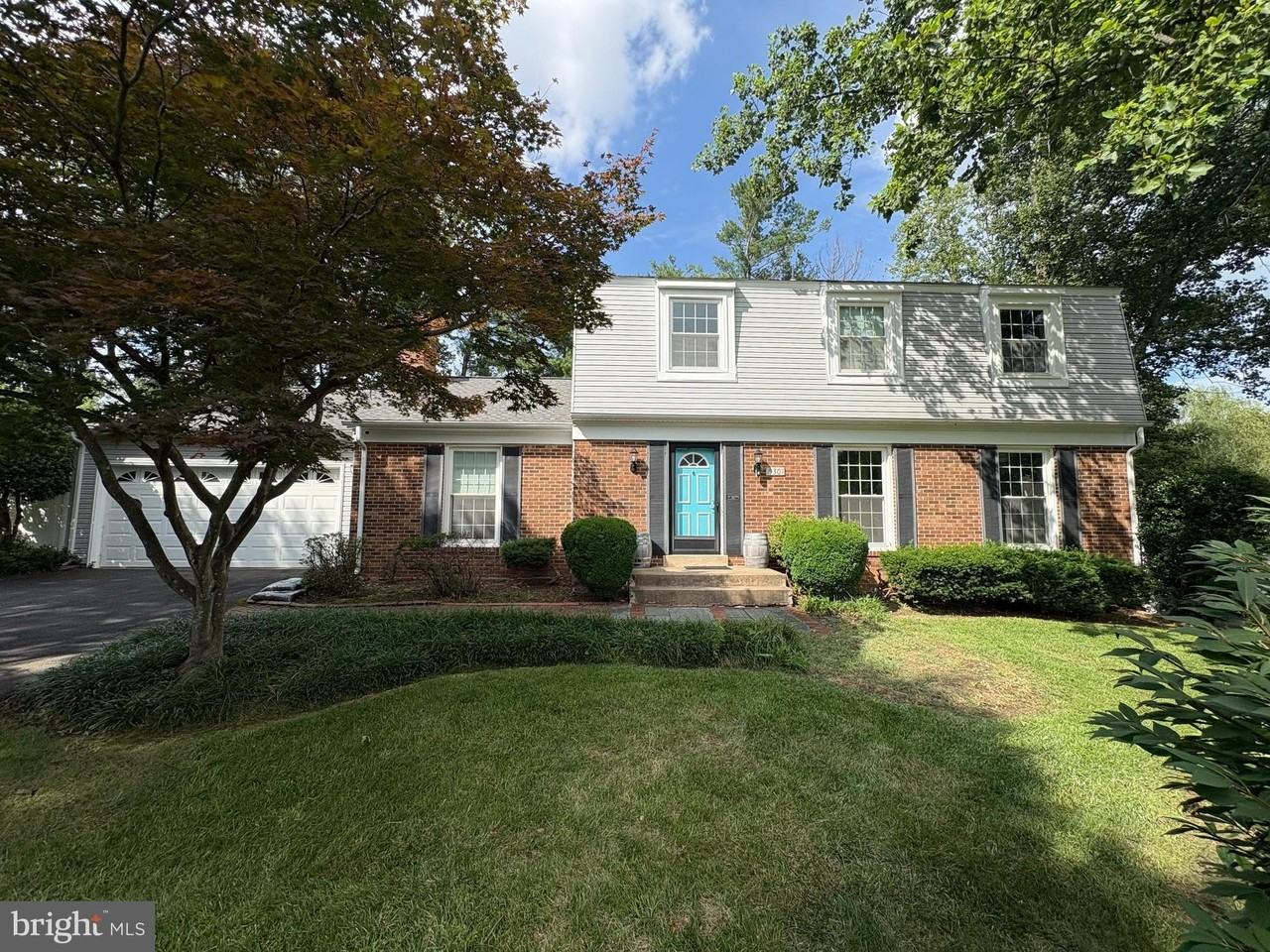 5301 New Church Ct - Photo 2 of 50
