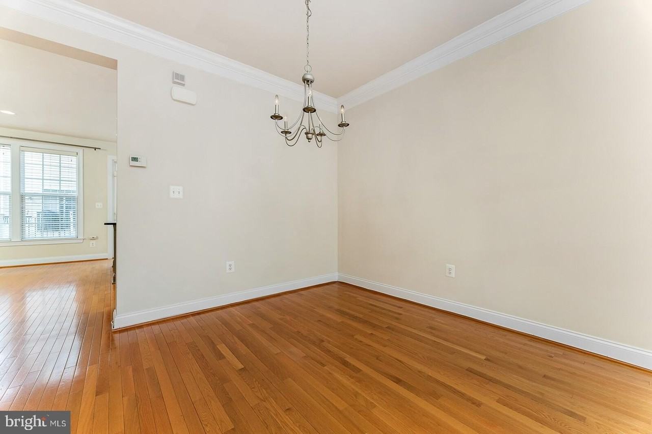 8032 Reserve Way - Photo 6 of 25
