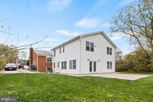 3412 Clayborne Ave - Photo 1 of 1