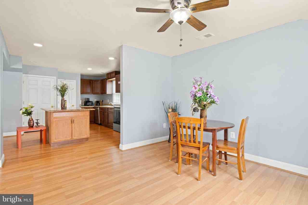 3412 Clayborne Ave - Photo 7 of 22
