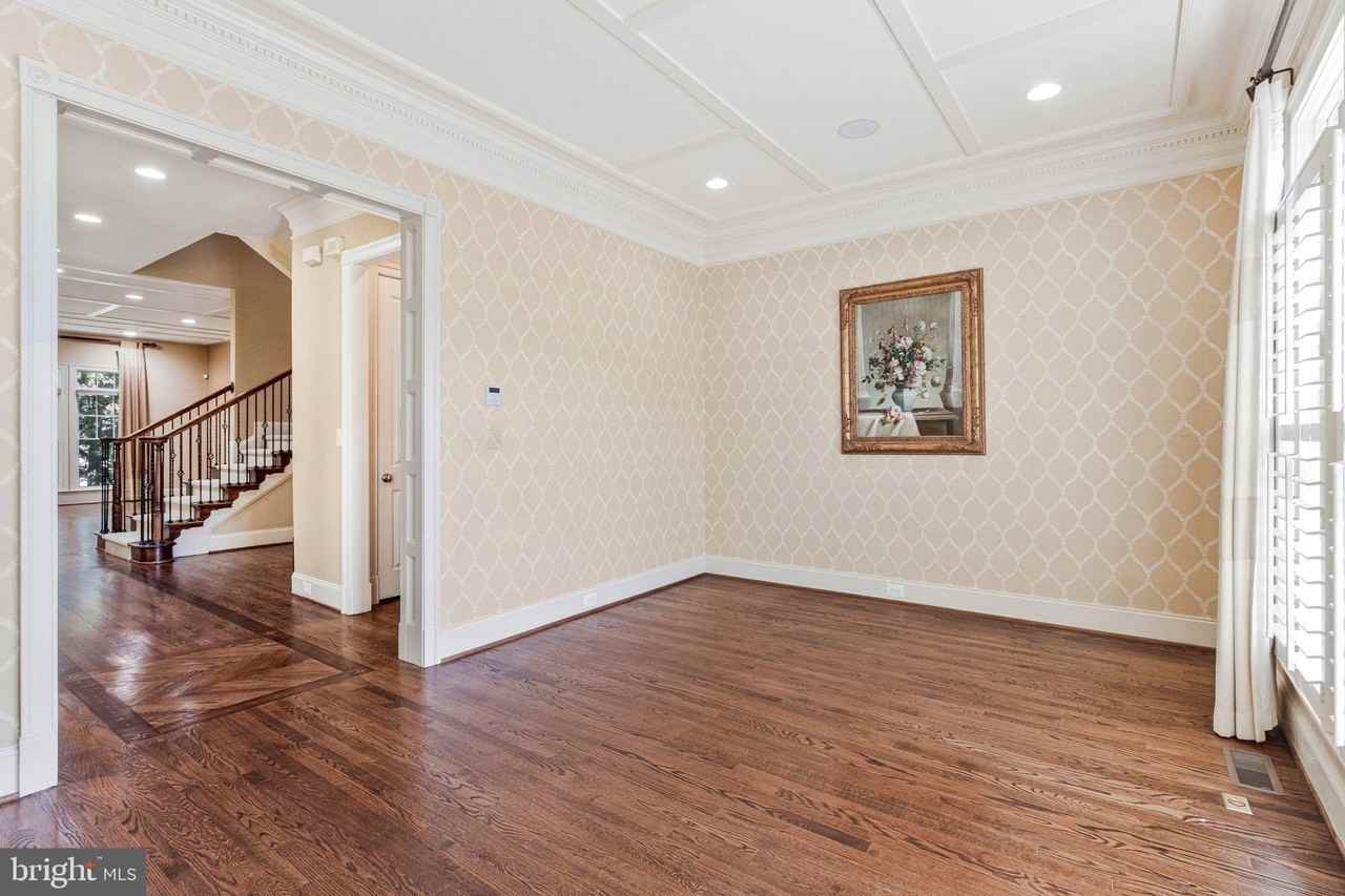 6878 Frase Dr - Photo 7 of 50