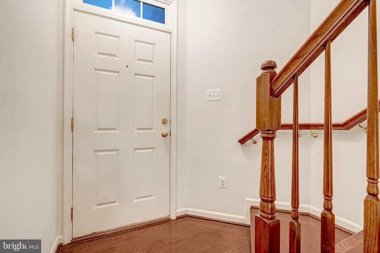 4479-B Beacon Grove Cir - Photo 3 of 35