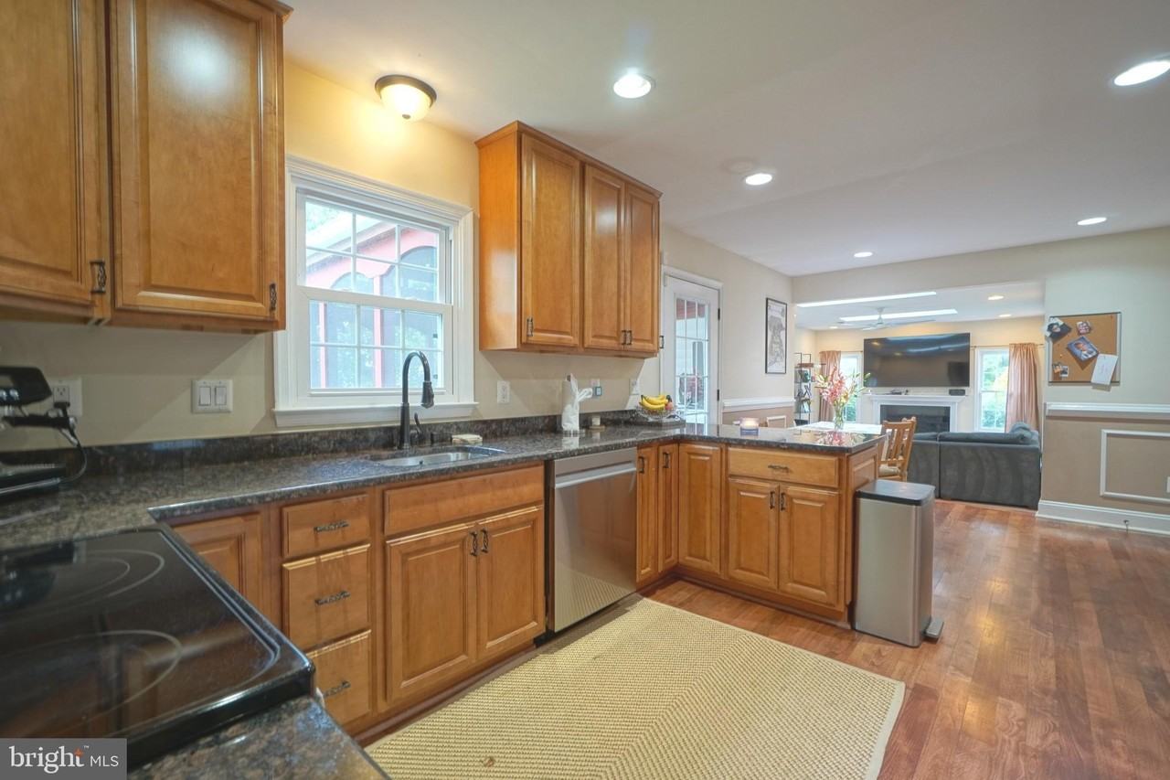 1432 Powells Tavern Pl - Photo 2 of 29