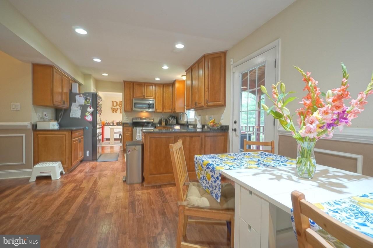 1432 Powells Tavern Pl - Photo 3 of 29
