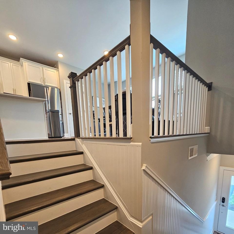 45387 Daveno Sq - Photo 3 of 19