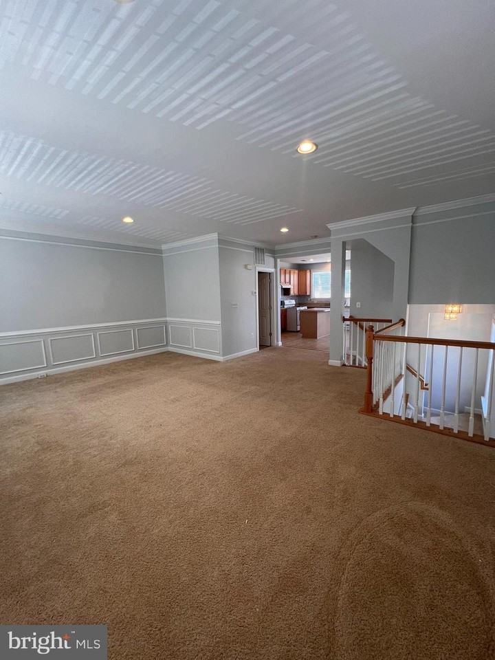 8234 Glade Bank Dr - Photo 3 of 22