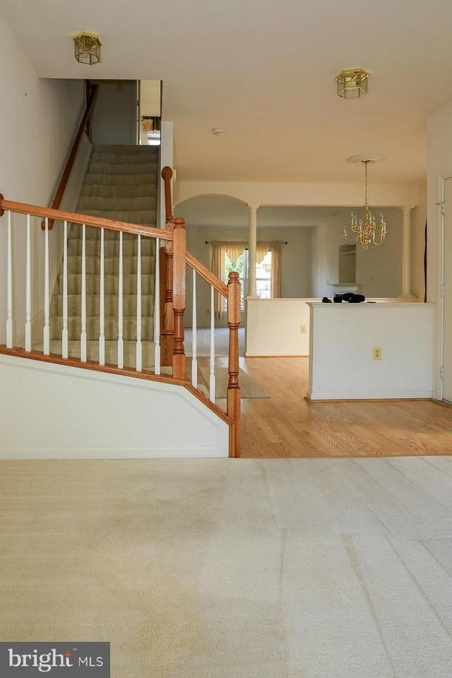 14574 Crown Hollow Ct - Photo 4 of 16