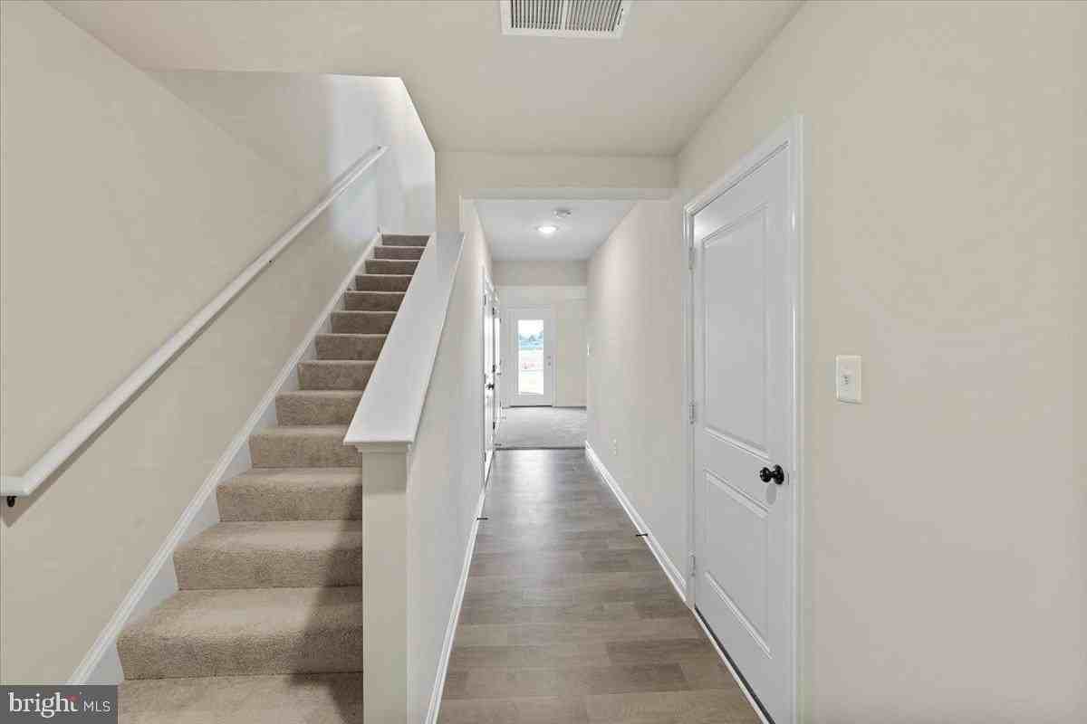 181 Perdiz Rd - Photo 6 of 25