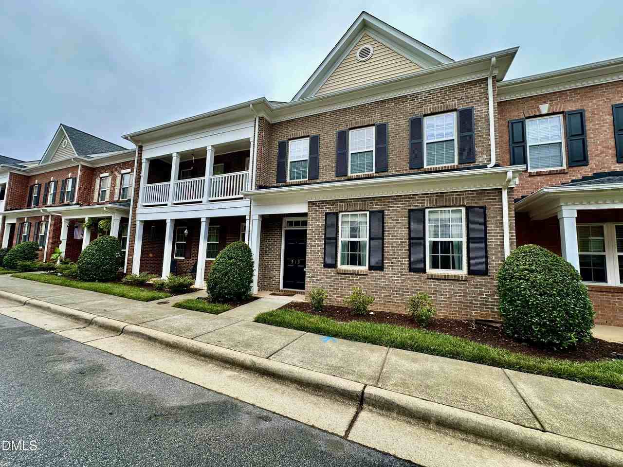 513 Dragby Ln
