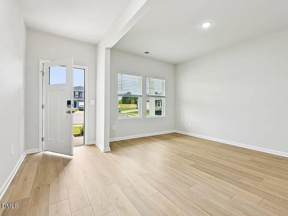 54 White Birch Ln - Photo 5 of 6