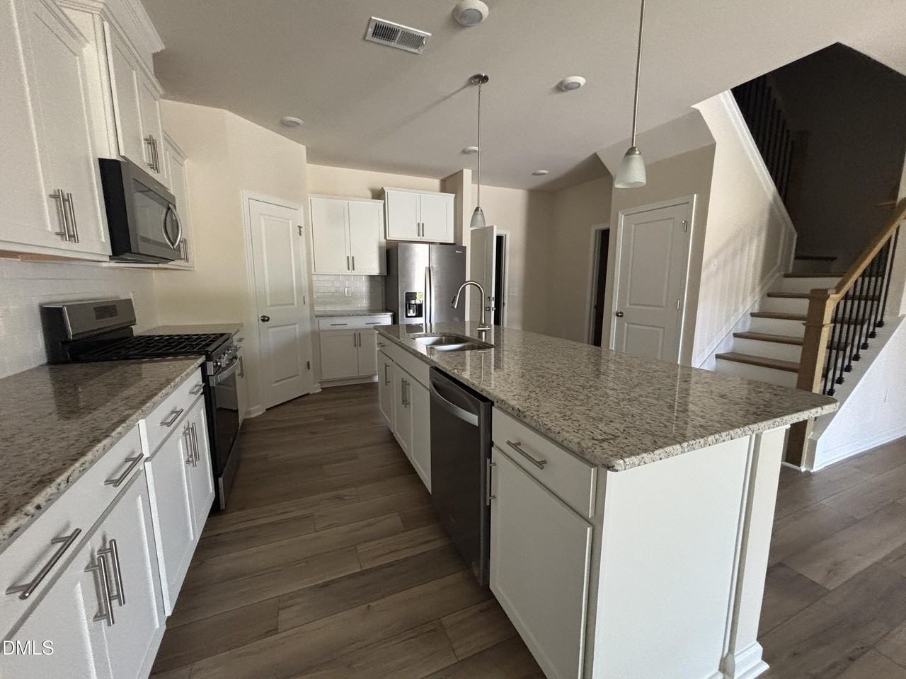 268 Abbots Mill Dr - Photo 2 of 36