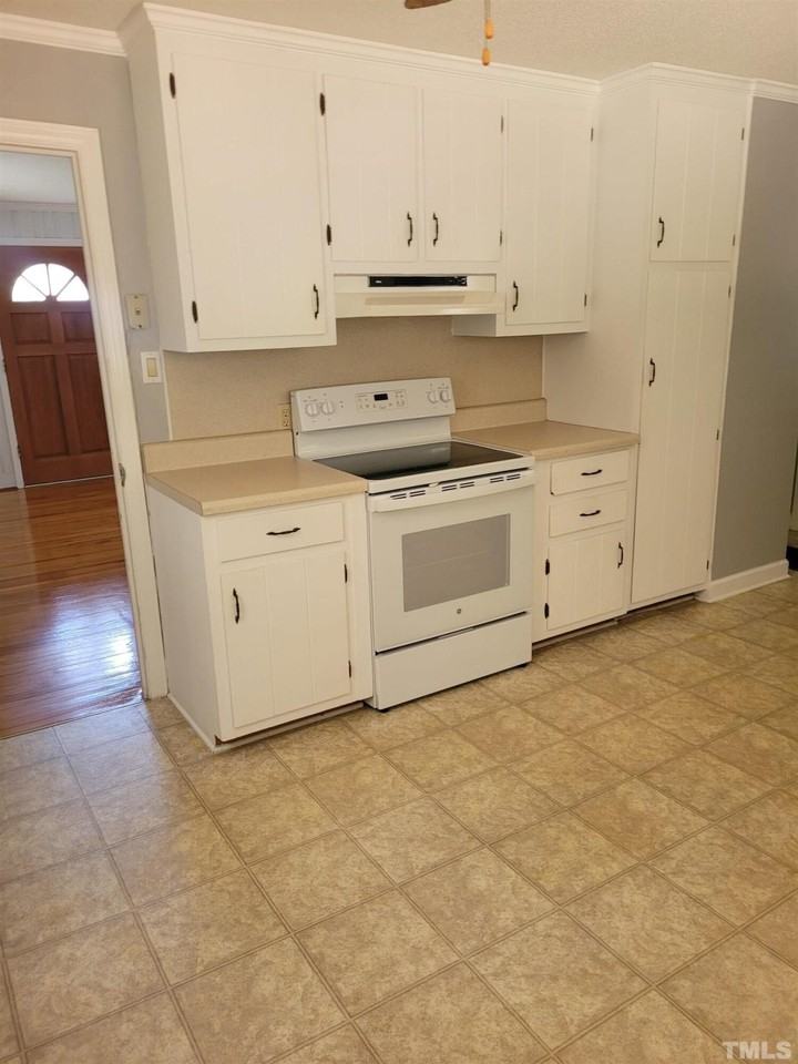 119 Andrews Chapel Rd - Photo 4 of 5
