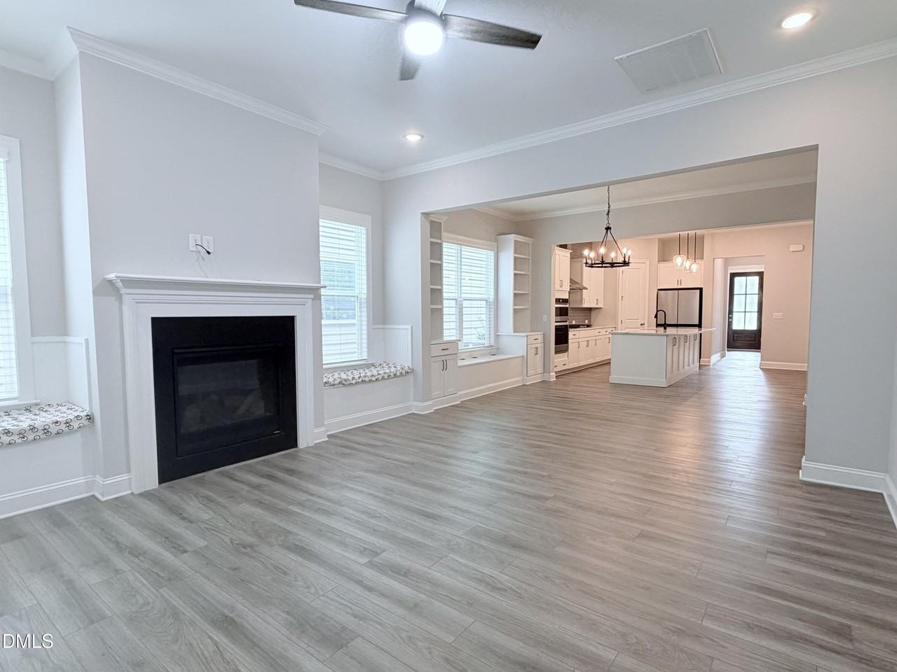 1028 Bravura Dr - Photo 2 of 21