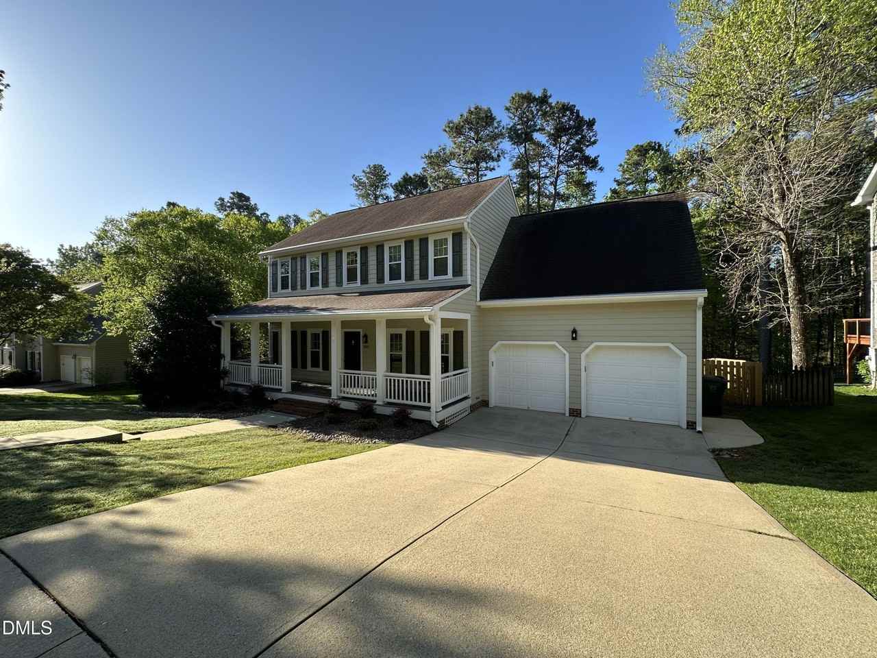 1612 Farmington Grove Dr - Photo 2 of 35