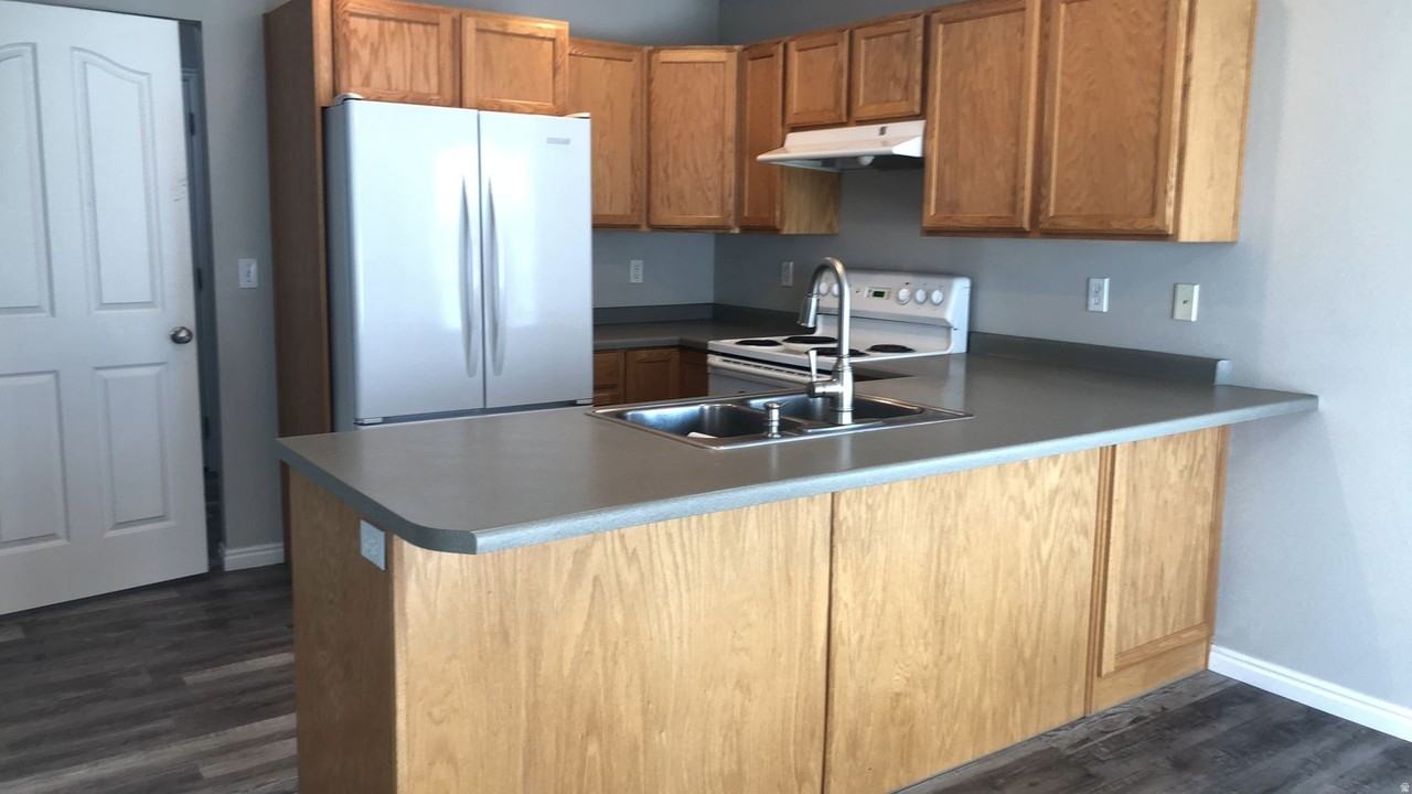 12461 S Iron Sight Way - Photo 3 of 10