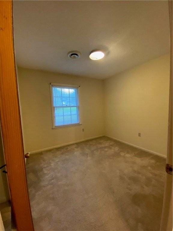 1424 E Calhoun St - Photo 5 of 10