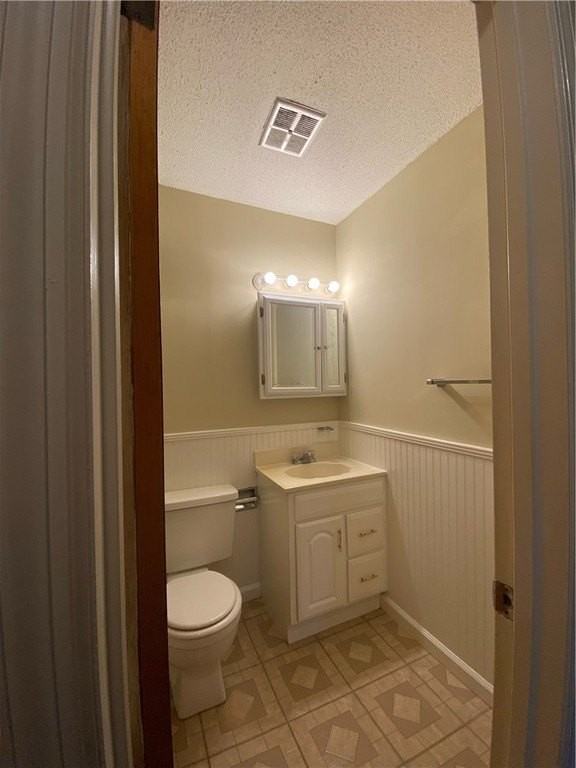1424 E Calhoun St - Photo 6 of 10