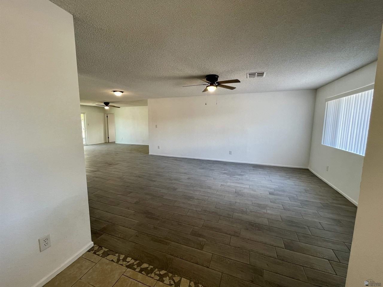 11348 E 24th Ln - Photo 2 of 24