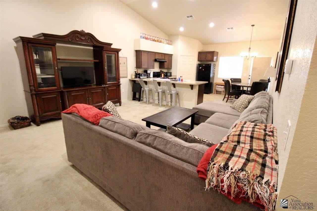 3082 S Brand Lee Way - Photo 2 of 11