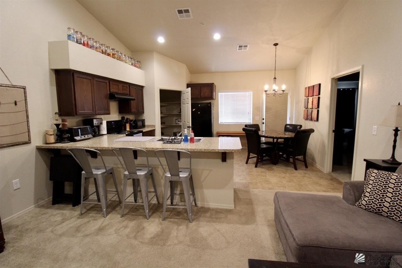 3082 S Brand Lee Way - Photo 3 of 11
