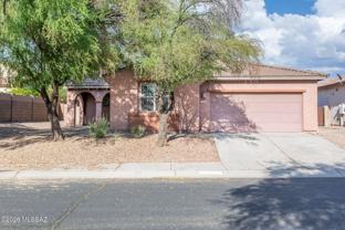 12694 N Maize Dr - Photo 1 of 1