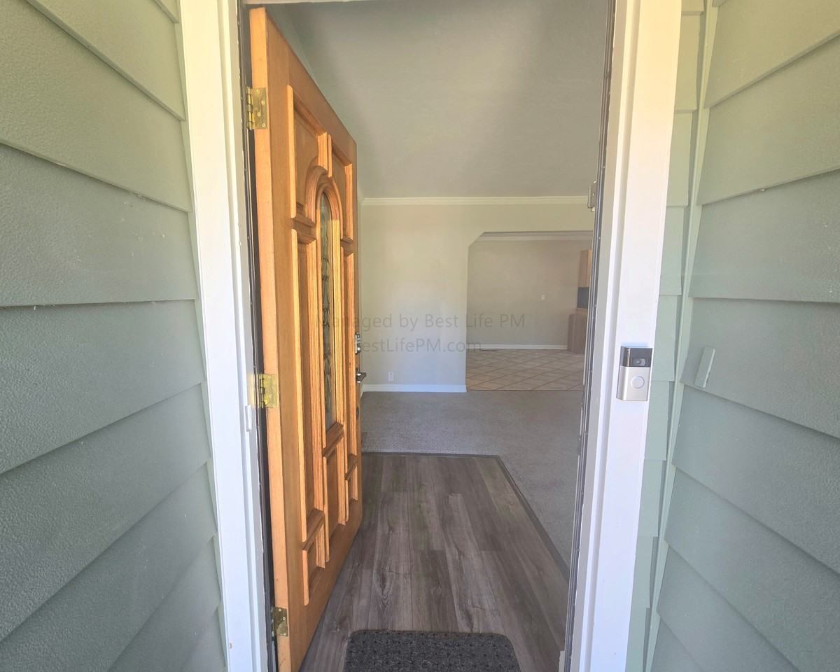 114 Se 218th Ave #MAIN - Photo 4 of 49