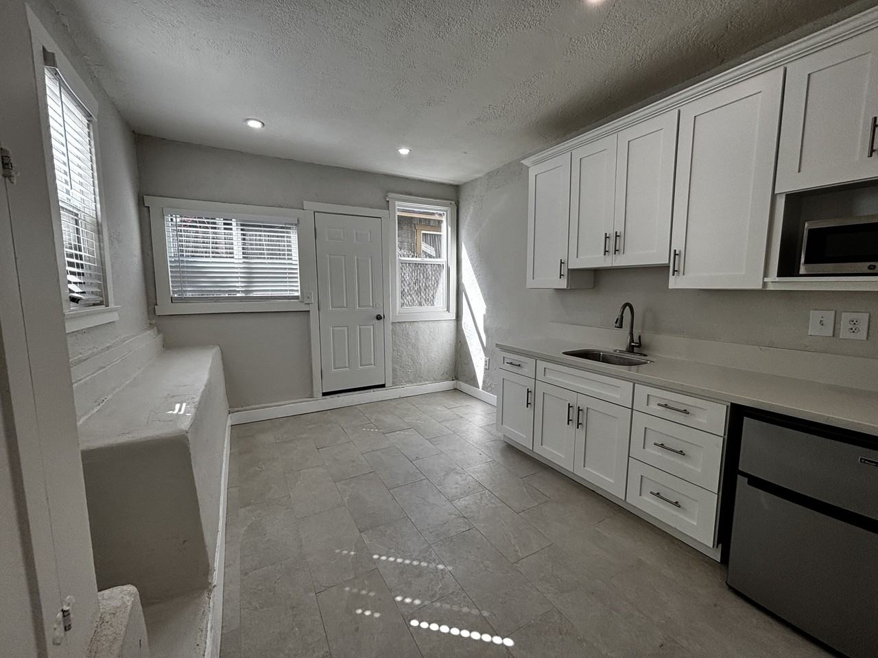655 Solano Ave - Photo 4 of 12