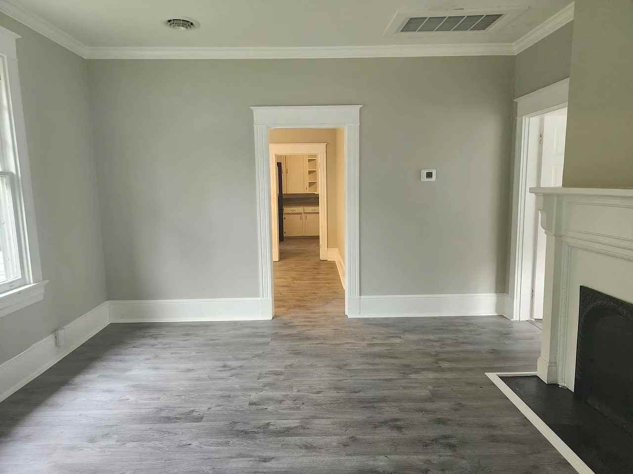 126 N Oak Ave #126 - Photo 2 of 8