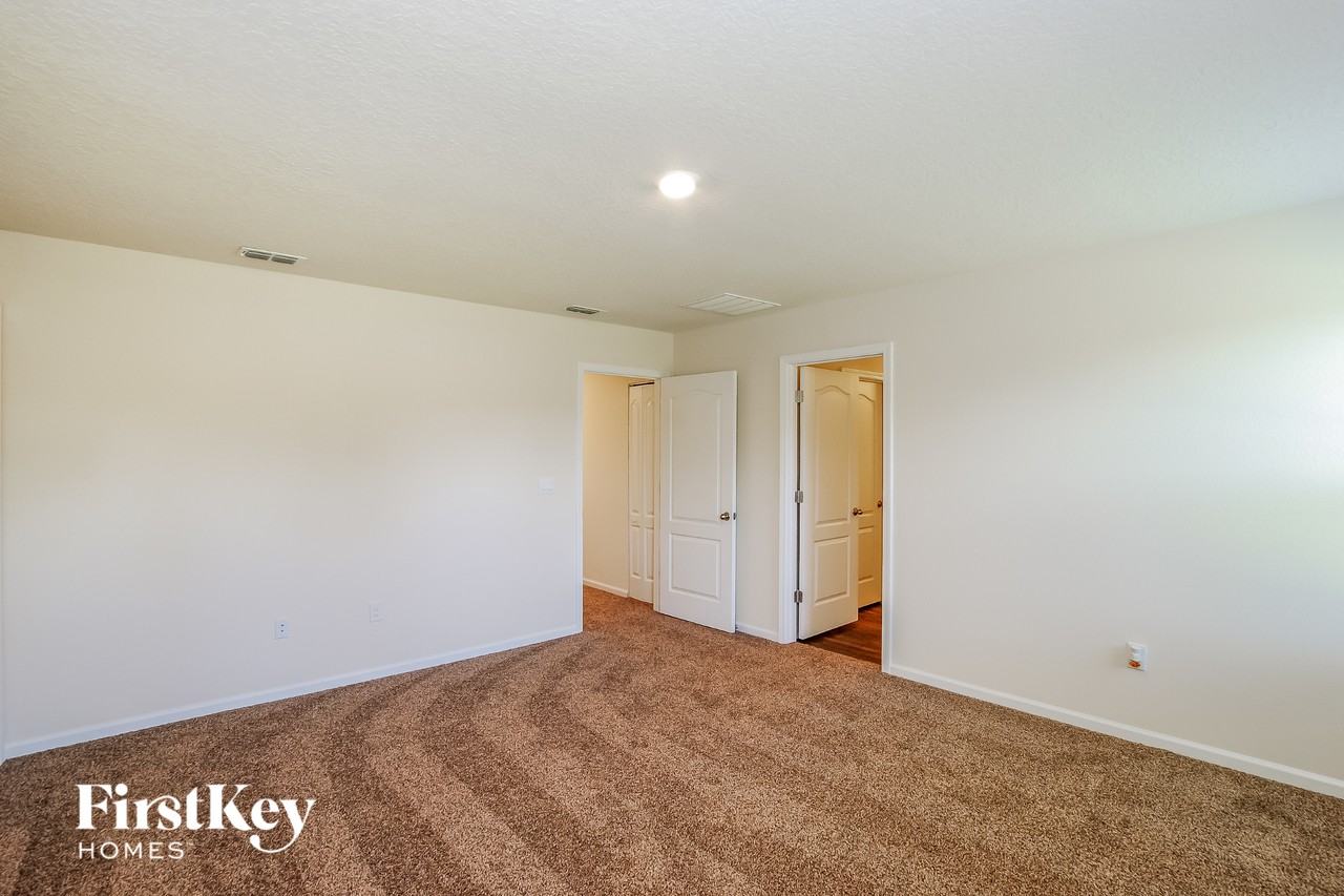 325 Jarama Cir - Photo 7 of 15
