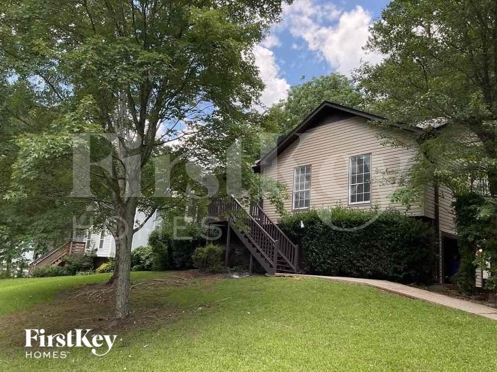 2625 Denise Dr