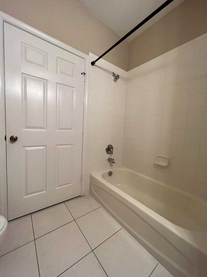 8242 Mulligan Cir #B - Photo 7 of 8