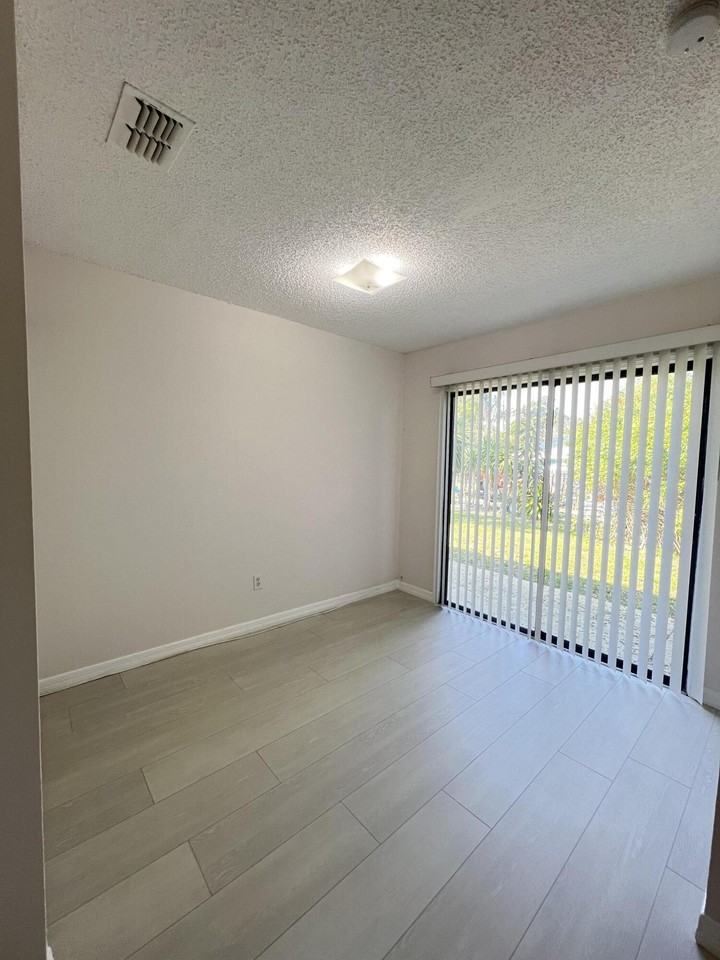 950 Louisiana Ave - Photo 7 of 18