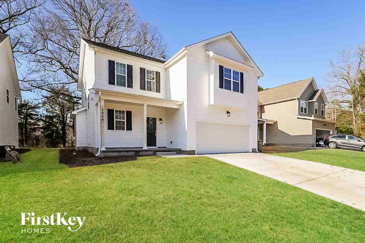 1816 Yarborough Dr - Photo 2 of 15