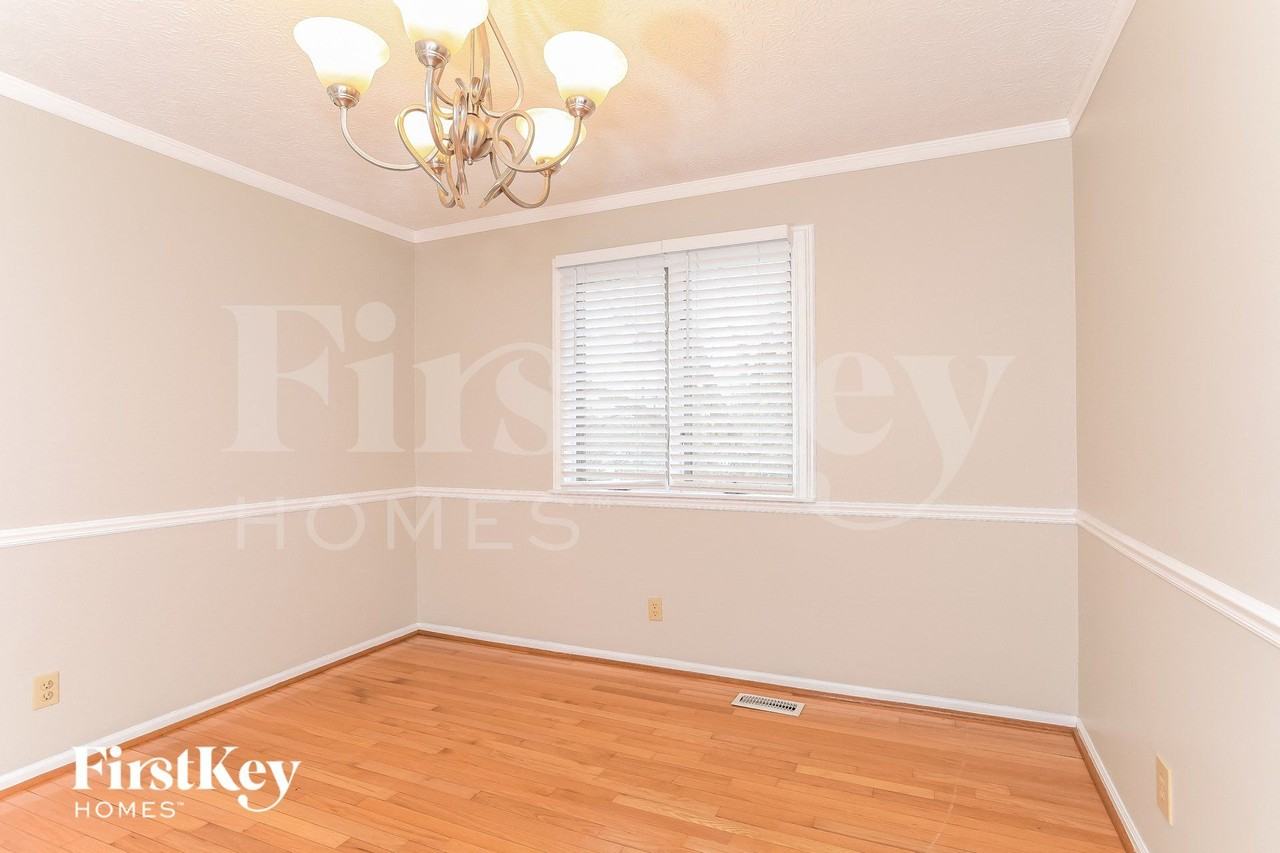 5873 Gilmore Dr - Photo 5 of 15
