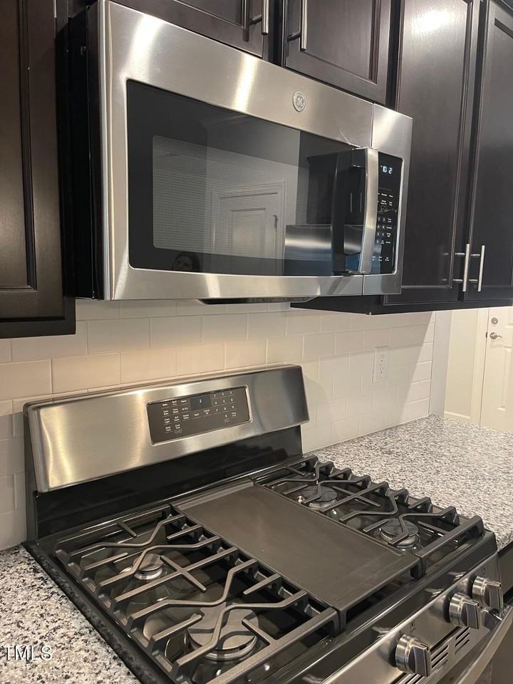 852 Money Island Pl - Photo 2 of 39