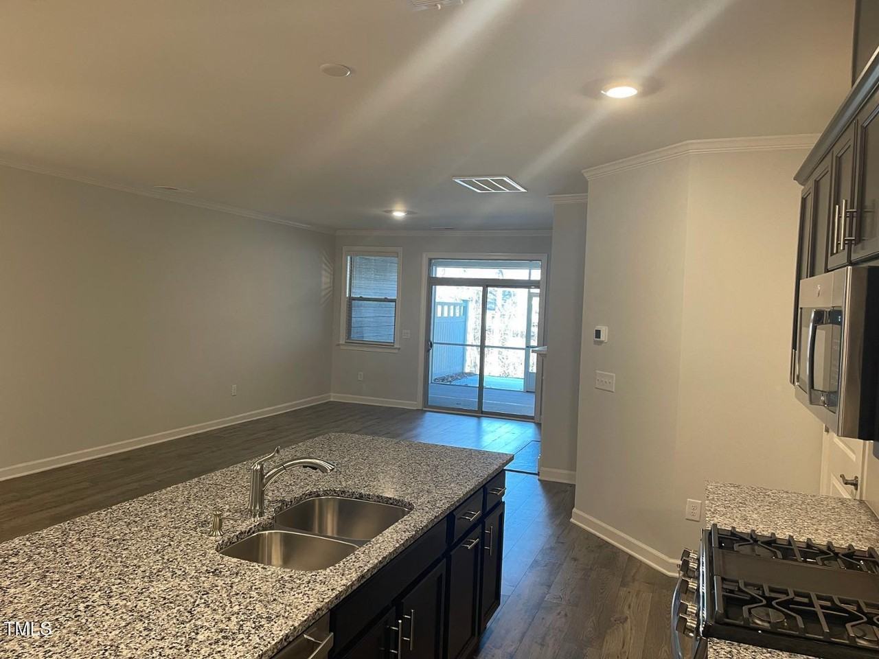 852 Money Island Pl - Photo 6 of 39