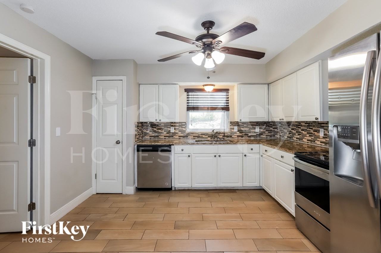 6836 Elder Dr - Photo 6 of 16