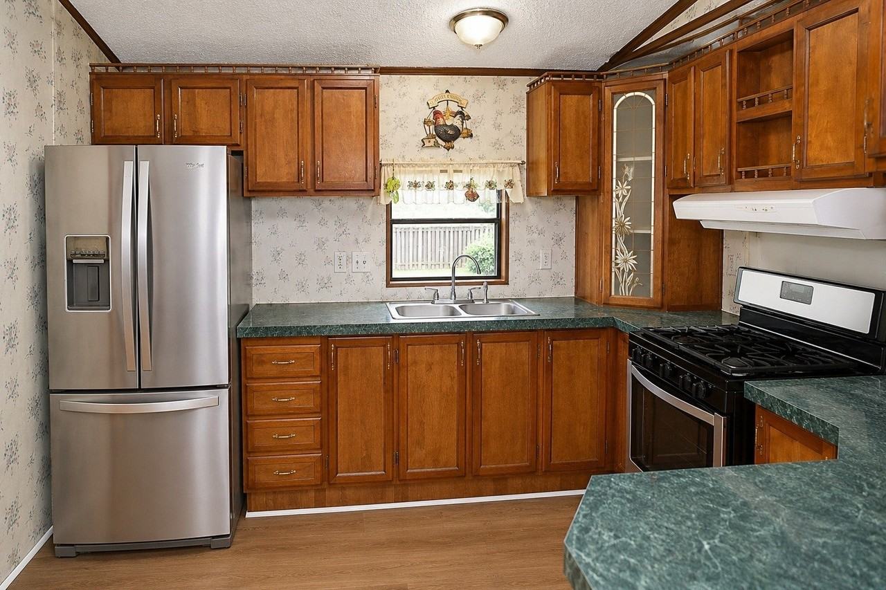 14134 Brownsville St - Photo 6 of 20