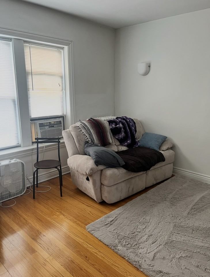 4444 W Gunnison St Apt 3 - Photo 4 of 8