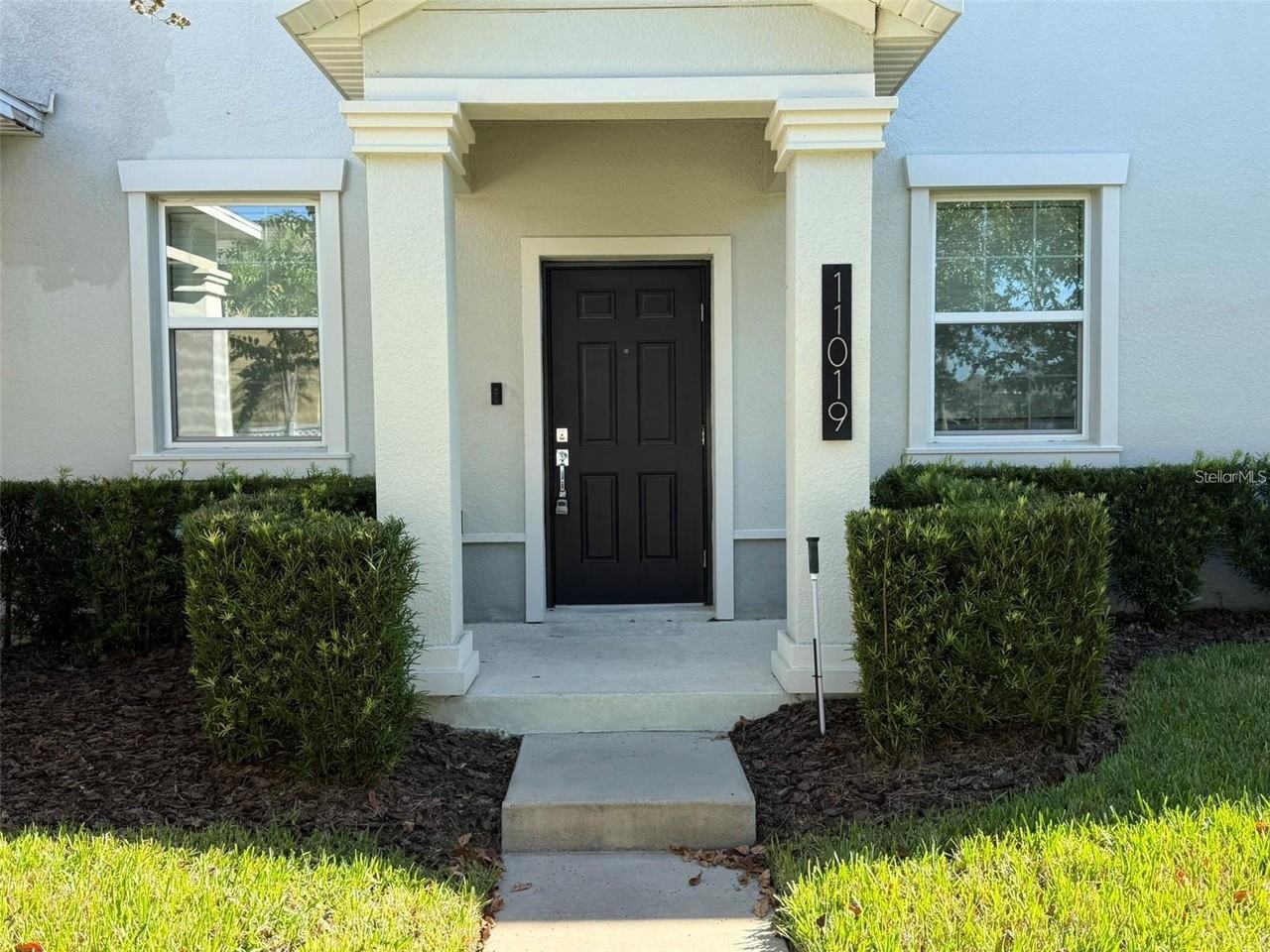 11019 Bookmark Ln - Photo 2 of 28