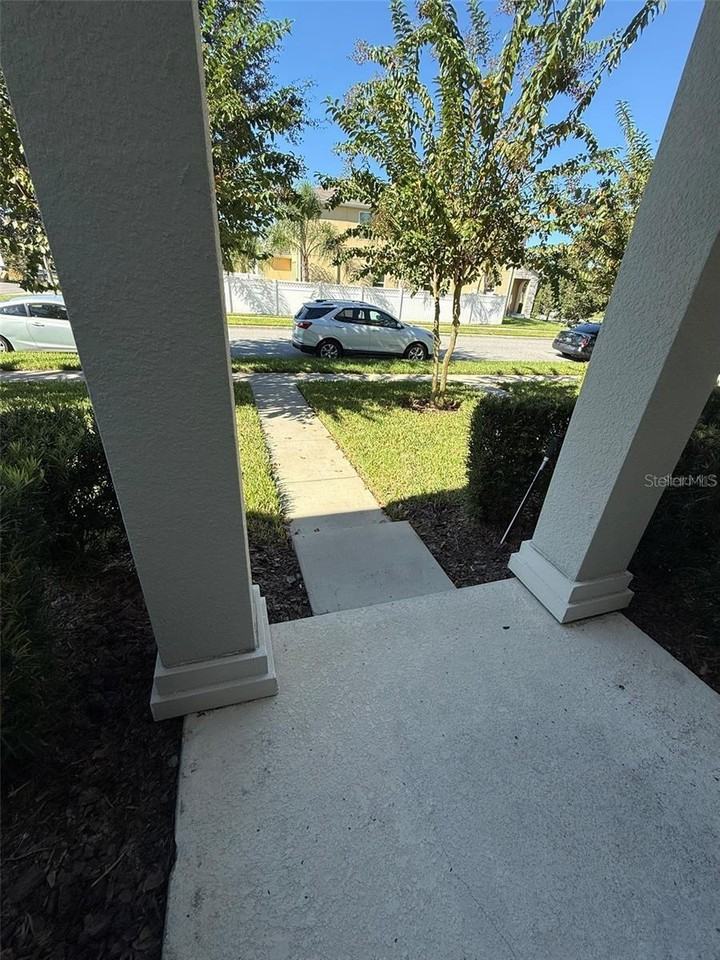 11019 Bookmark Ln - Photo 4 of 28