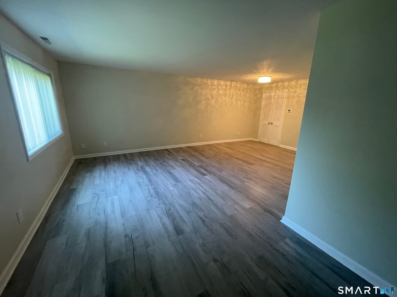 31 Stuart Ave - Photo 5 of 15