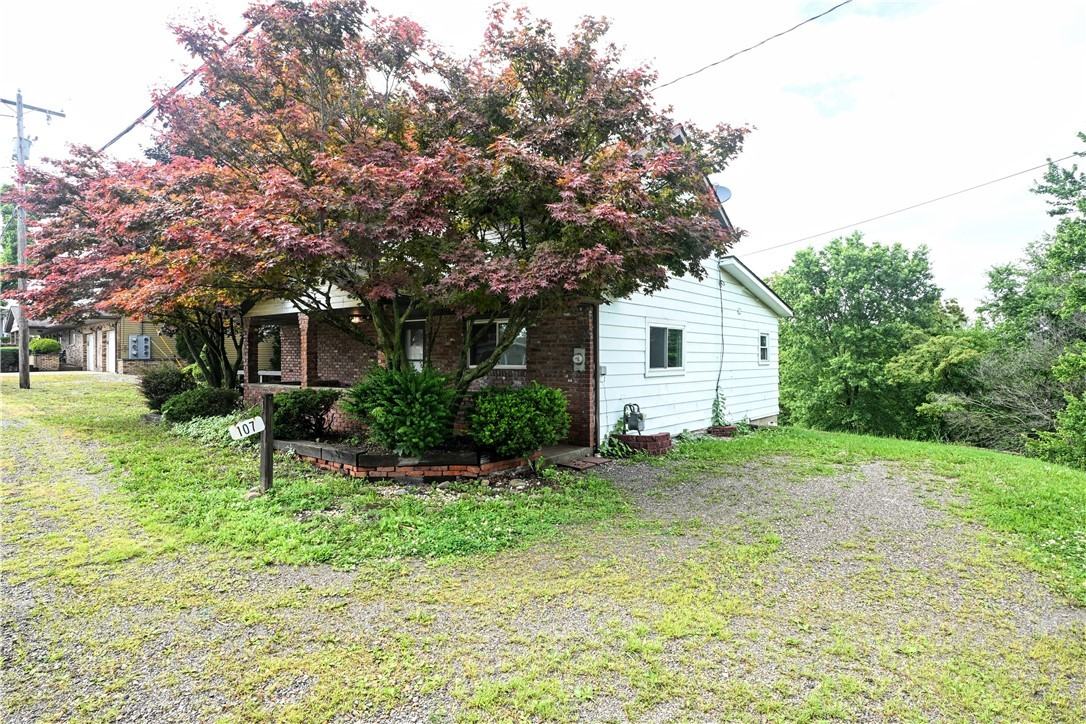 107 Steubenville Pike - Photo 3 of 29