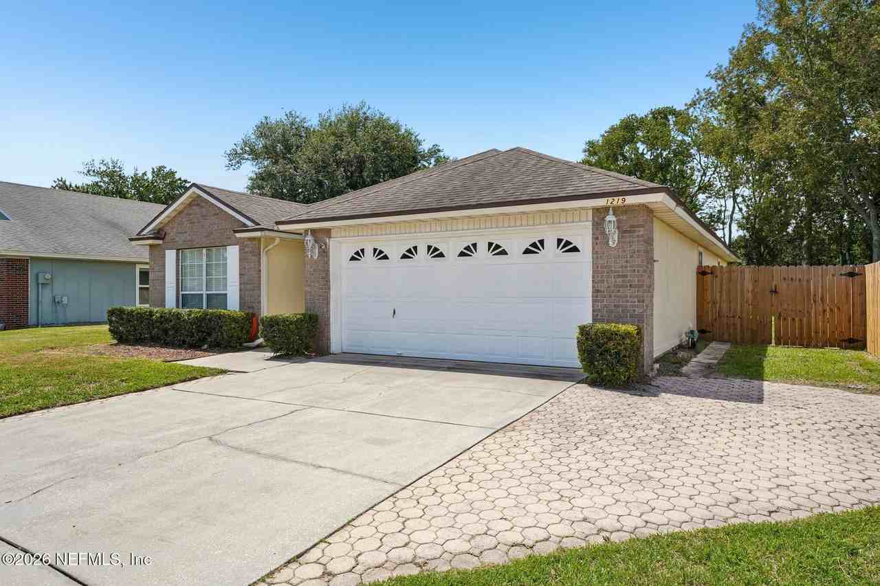 1219 Stern Way - Photo 4 of 36