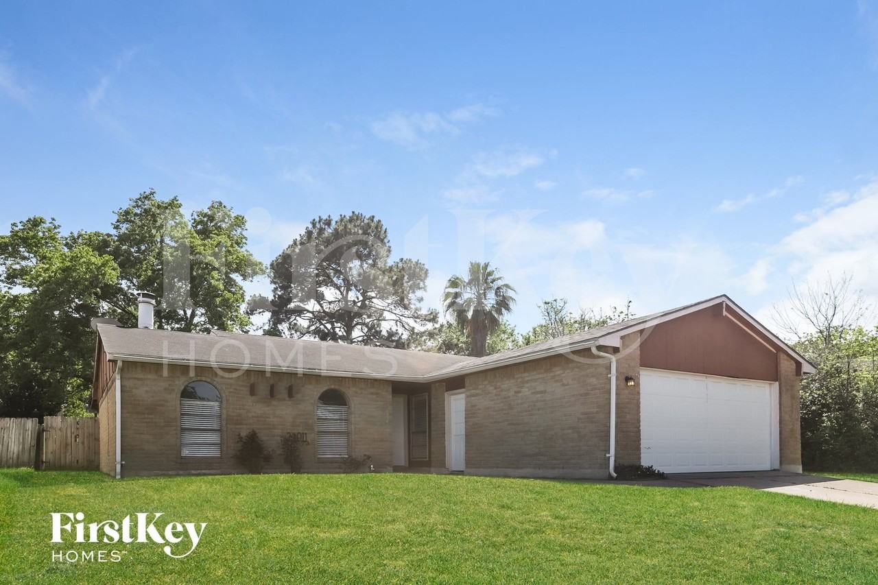 24011 Reagon Canyon Dr - Photo 2 of 15