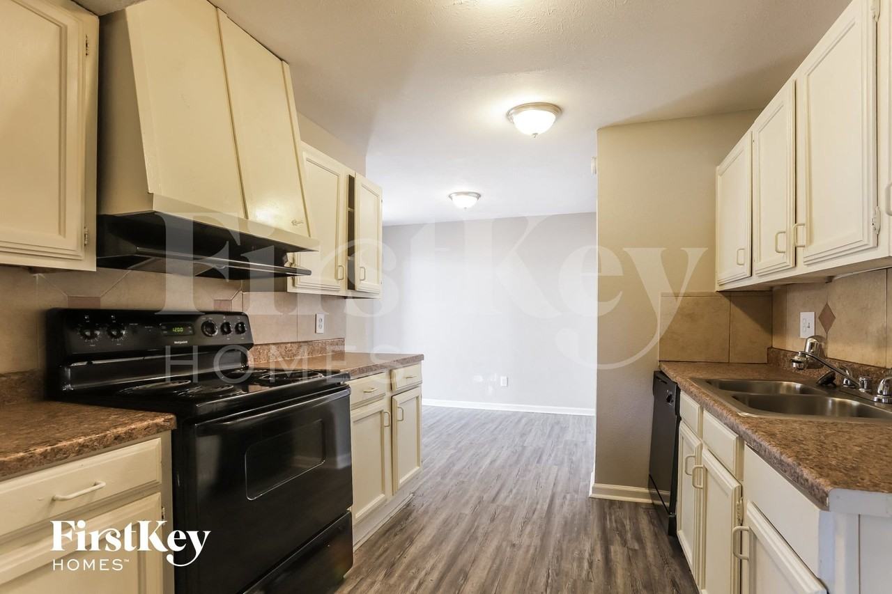 24011 Reagon Canyon Dr - Photo 6 of 15