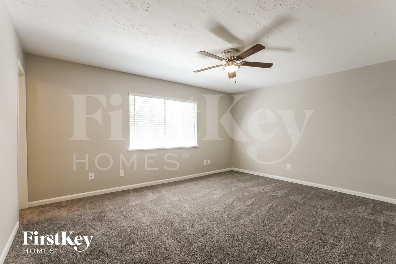 24011 Reagon Canyon Dr - Photo 7 of 15